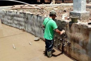 Grouting / injeksi beton untuk mengantisipasi Kebocoran Kolam Renang