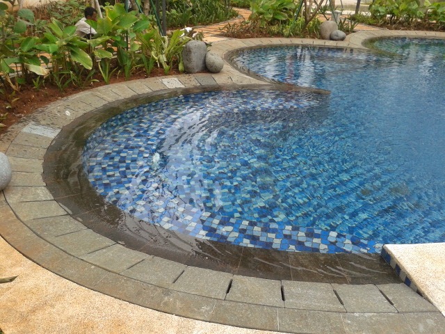 Kolam Renang The Sherwood Apartment Kelapa Gading