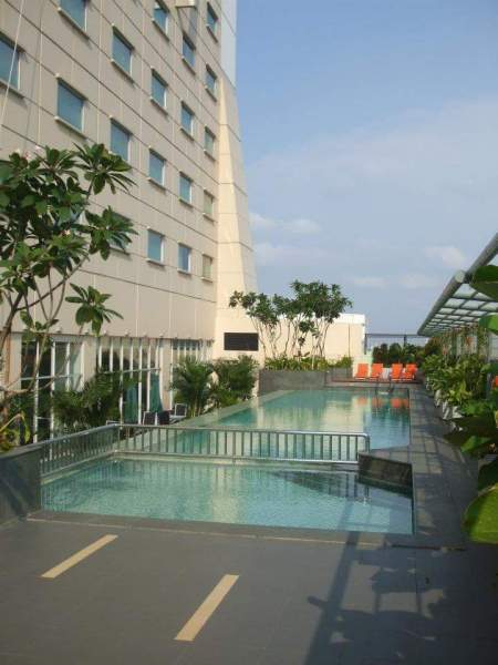 Kolam Renang Haris Hotel Kelapa Gading