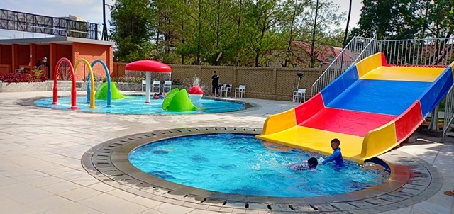 Family Slide