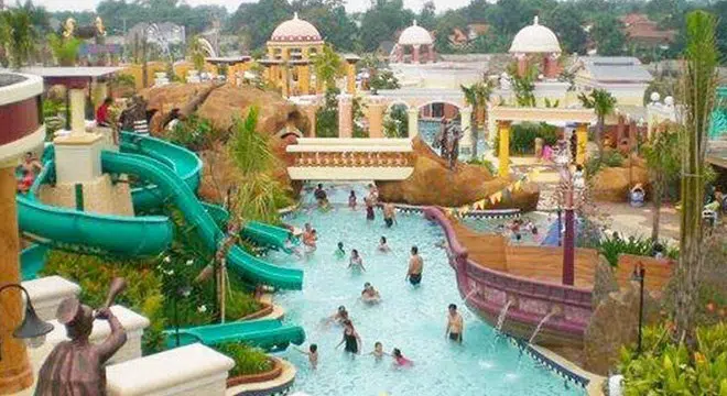 Kolam Renang Terbagus di Indonesia