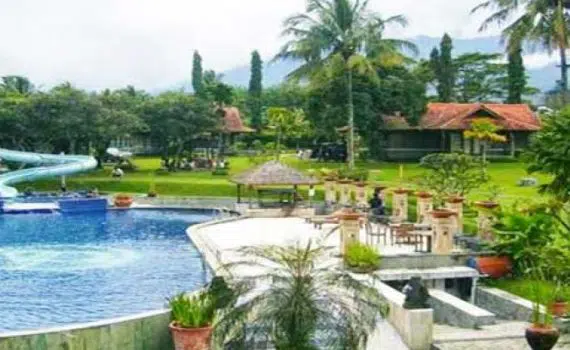 kolam renang di Kuningan Jawa Barat