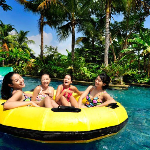 wahana waterboom Pantai Indah Kapuk