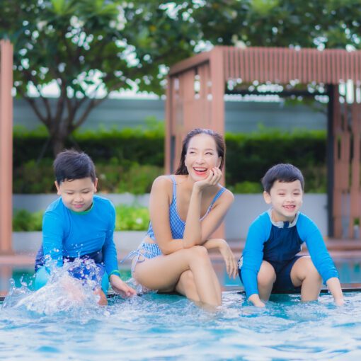 Kolam Renang Fishing Valley